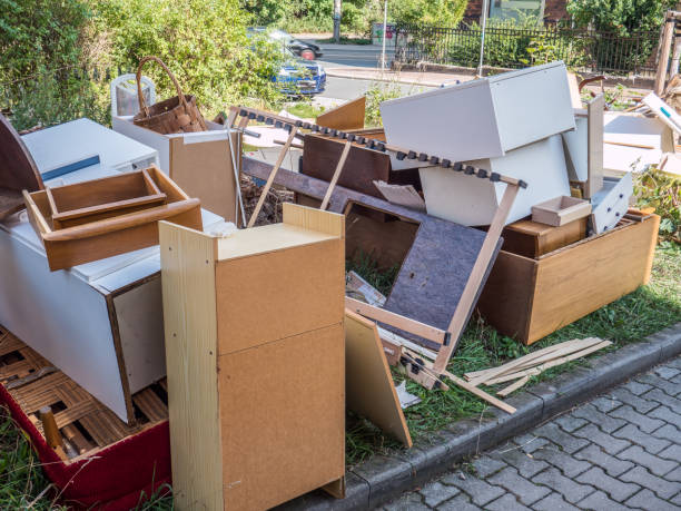 Best Garage Cleanout Services  in Brewton, AL